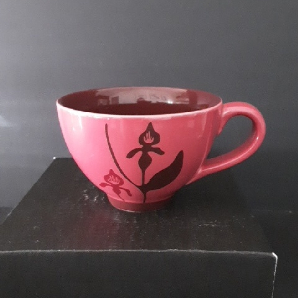 2016 Starbucks Dark Pink/Maroon Floral Ceramic Mug.